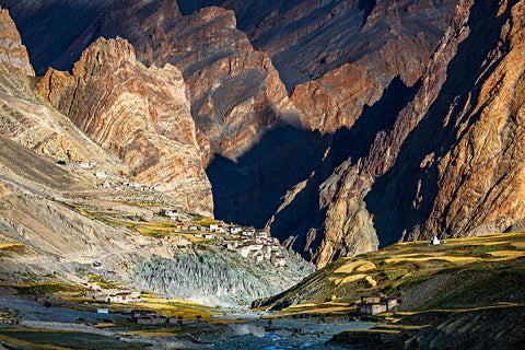 Ahtushi Deshpande | The Mountain’s Palette | AOI26NE006